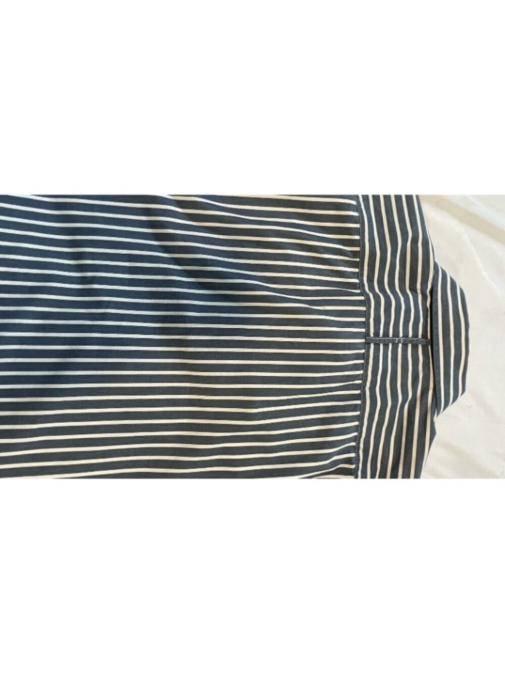 Banana Republic Classic Fit Button Down Shirt Medium Blue Strip Crisp Cotton - Picture 13 of 14